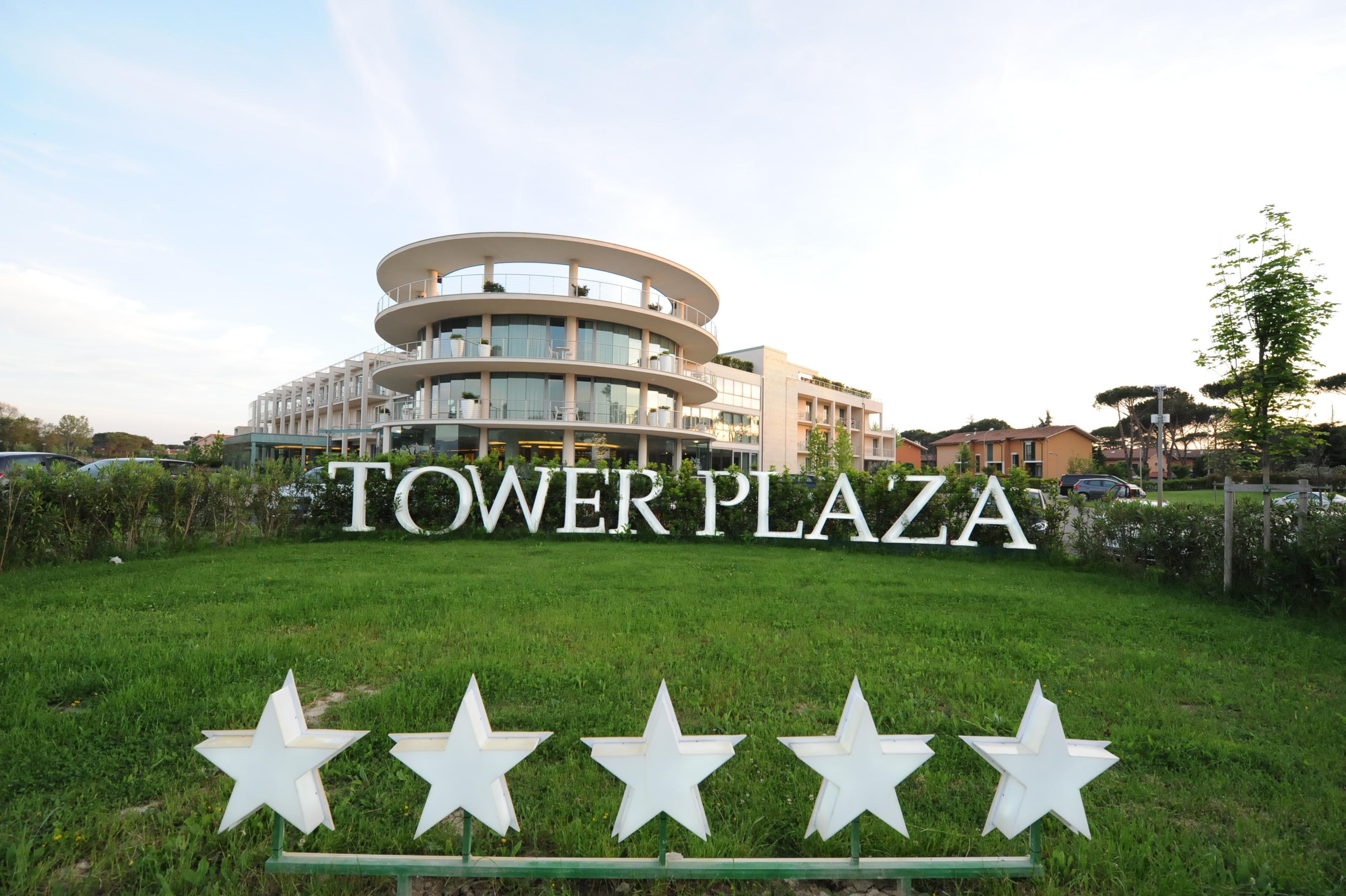 Pisa Tower Plaza Hotel ภายนอก รูปภาพ Tower Plaza